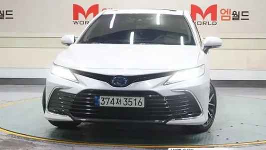 Toyota Camry (XV70), 2023