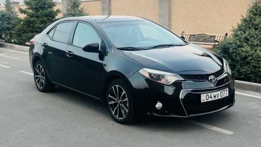 Toyota Corolla, Бензин, 2015