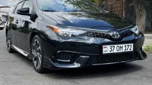 Toyota Corolla, Бензин, 2017