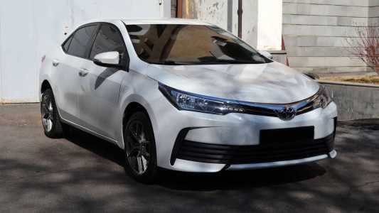 Toyota Corolla, Бензин, 2018