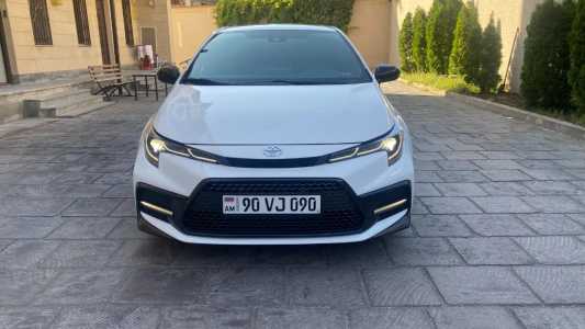 Toyota Corolla, Бензин, 2019