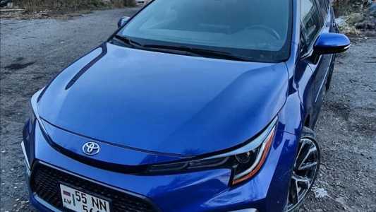 Toyota Corolla, Бензин, 2019