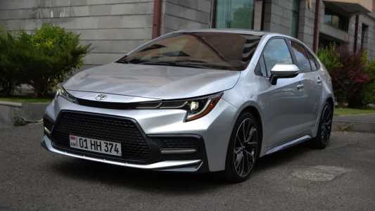 Toyota Corolla, Бензин, 2020