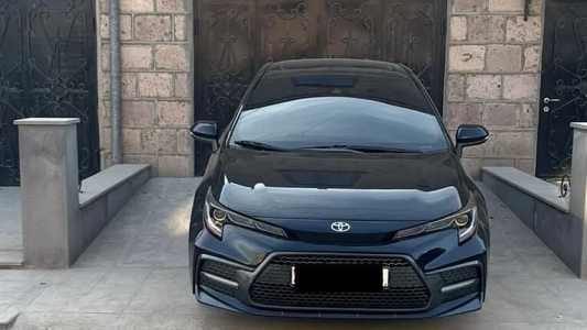 Toyota Corolla, Бензин, 2020