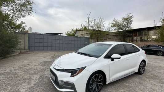 Toyota Corolla, Бензин, 2020