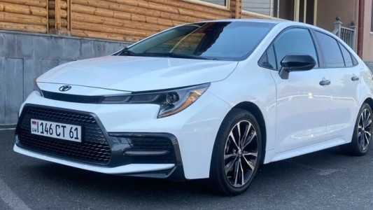 Toyota Corolla, Бензин, 2020