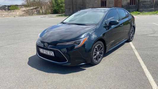 Toyota Corolla, Бензин, 2021