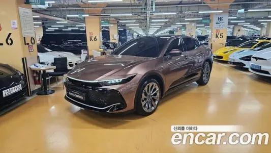 Toyota Crown Crossover, 2023