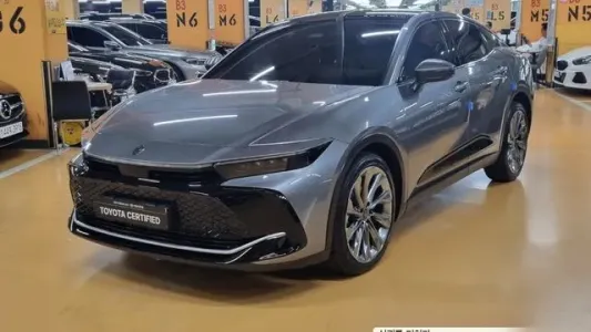 Toyota Crown Crossover, 2023