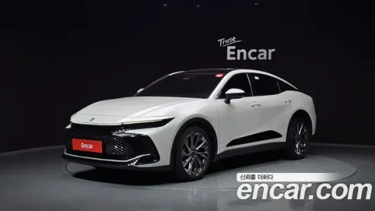 Toyota Crown Crossover, 2023