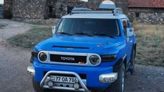 Toyota FJ Cruiser, Бензин, 2006