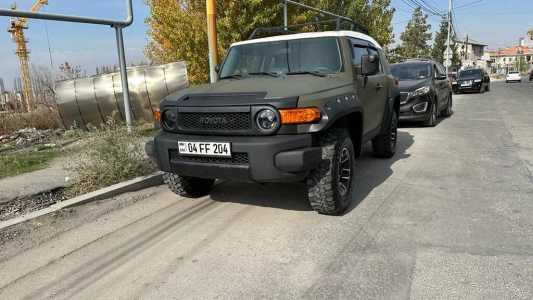 Toyota FJ Cruiser, Бензин, 2007