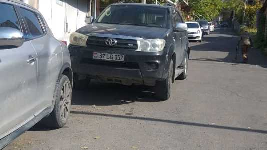 Toyota Fortuner, Бензин, 2008