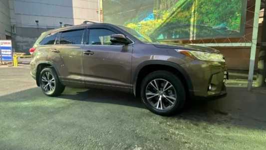 Toyota Highlander, Бензин, 2017