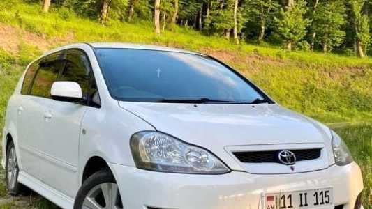 Toyota Ipsum, Бензин, 2003