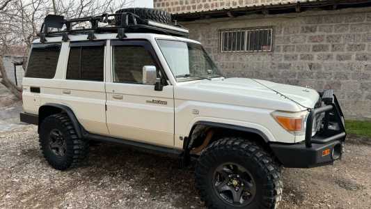 Toyota Land Cruiser, Бензин, 2007