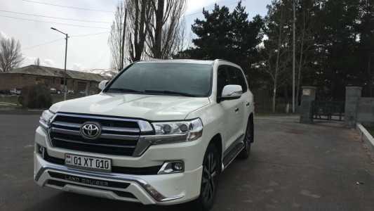 Toyota Land Cruiser, Бензин, 2011