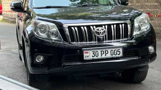 Toyota Land Cruiser Prado, Бензин, 2010