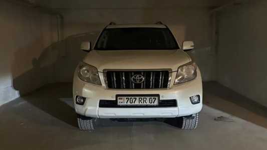 Toyota Land Cruiser Prado, Бензин, 2012