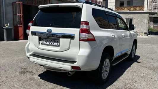 Toyota Land Cruiser Prado, Бензин, 2015