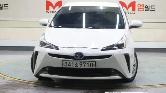 Toyota Prius 4th Generation, 2019