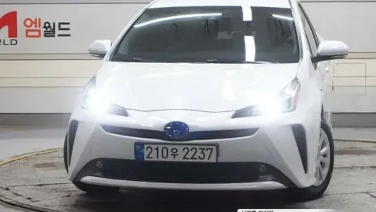 Toyota Prius 4th Generation, 2022