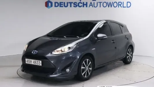 Toyota Prius C, 2018