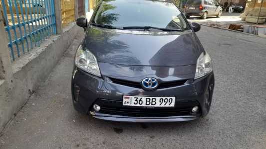 Toyota Prius, Гибрид, 2010