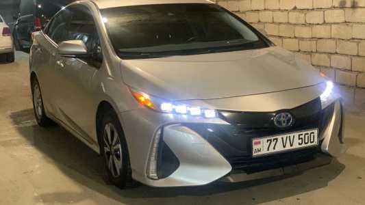 Toyota Prius, Гибрид, 2018