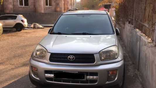 Toyota RAV4, Бензин, 2003