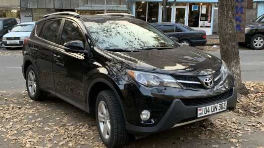 Toyota RAV4, Бензин, 2013