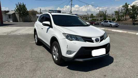 Toyota RAV4, Бензин, 2013