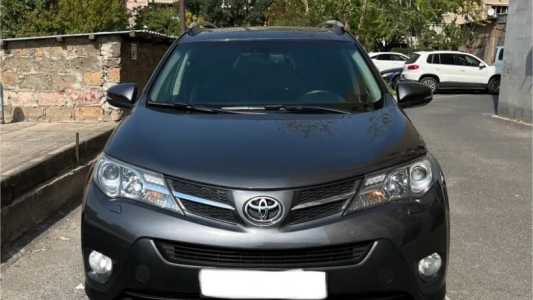 Toyota RAV4, Бензин, 2014