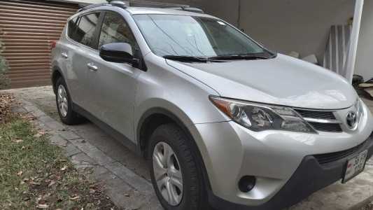 Toyota RAV4, Бензин, 2015