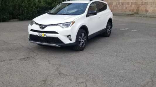 Toyota RAV4, Бензин, 2016