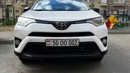 Toyota RAV4, Бензин, 2017