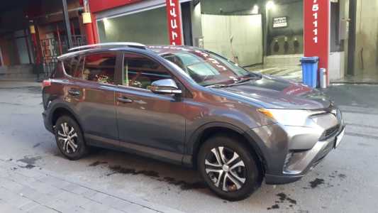 Toyota RAV4, Бензин, 2017