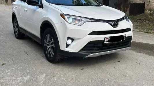 Toyota RAV4, Бензин, 2018