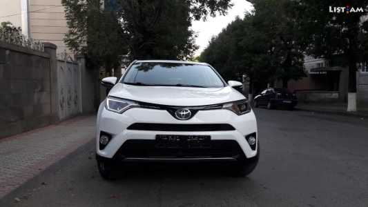 Toyota RAV4, Бензин, 2018