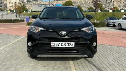 Toyota RAV4, Бензин, 2018