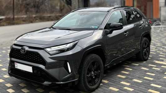 Toyota RAV4, Бензин, 2021