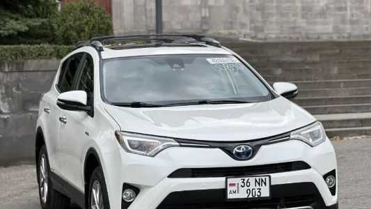 Toyota RAV4, Гибрид, 2017