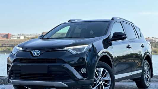 Toyota RAV4, Гибрид, 2017