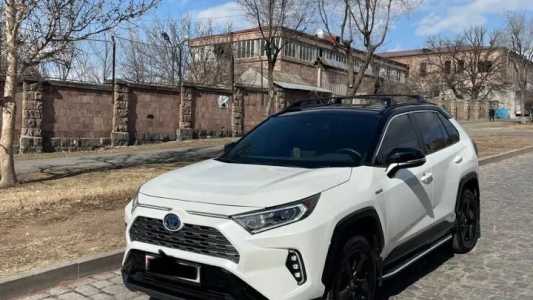 Toyota RAV4, Гибрид, 2020