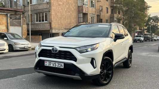 Toyota RAV4, Гибрид, 2022