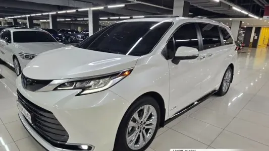 Toyota Sienna 4th Generation, 2021