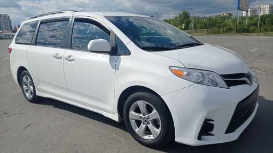 Toyota Sienna, Бензин, 2019