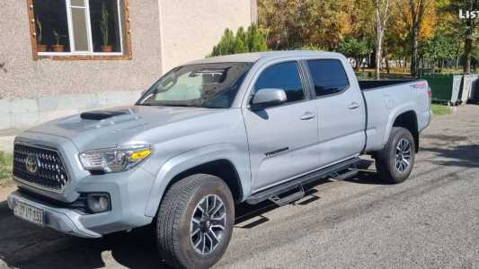 Toyota Tacoma, Бензин, 2021