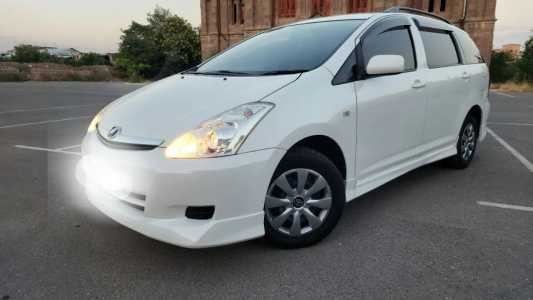 Toyota Wish, Бензин, 2006