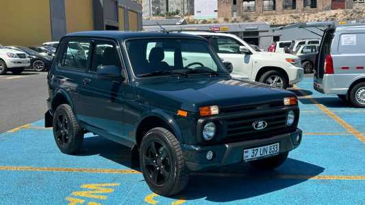 VAZ (Lada) Niva Legend, Бензин, 2023